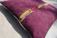 RESTST�CK 129 cm Dekosamt Velourstoff Blumen Kraniche, rot ocker