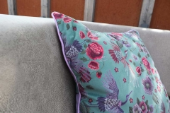 RESTST�CK 129 cm Dekosamt Velourstoff Blumen Kraniche, rot ocker