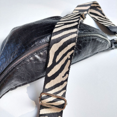 Taschengurt Taschenriemen Zebra Muster,schwarz ecrue,schwarzes Leder, silber
