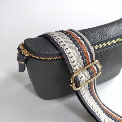 Ledertasche rechteckig mit Lederriemen - dunkelgrau - gold Schnallen