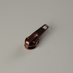 1 Schieber f�r 1 m Rei�verschluss metallisiert KUPFER 6,5 mm Spirale