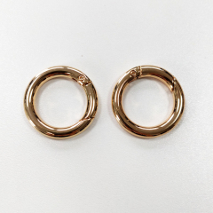 2 nickelfreie runde Taschenringe � 3,6 cm, goldfarben