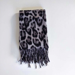 Schal Halstuch Leoparden Muster Fransen, schwarz grau