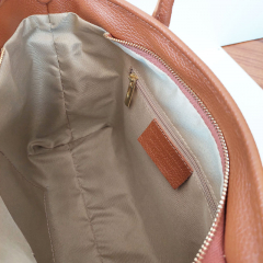 Wildledertasche Handtasche rechteckig goldene Schnallen, cognac braun