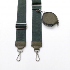 Taschengurt Streifen uni - Armygr�n - khakigr�nes Leder - silber Schnallen