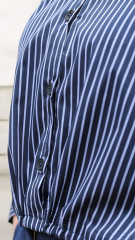 Baumwollstoff mit Stretch L�ngsstreifen, wei� dunkelblau