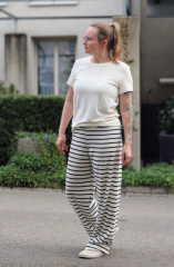 Sweat Frotteestoff Streifen, dunkelblau cremewei�
