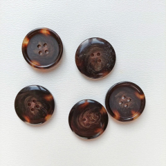Knopf rund 4 L�cher Gr��e 48/30 mm, cognac dunkelbraun
