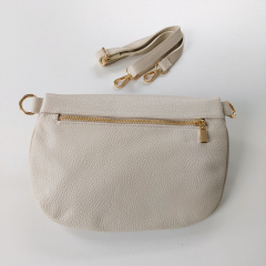 Bauchtasche Leder mit Lederriemen -ecrue - gold Schnallen - Made in Italy