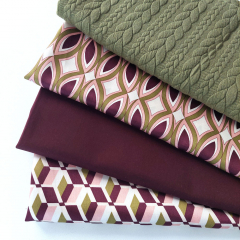 Viskose Satin Stoff Blusenstoff grafisches Muster Retroprint - limegreen burgundy cremewei� - Made in Italy
