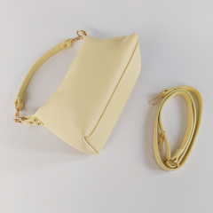 Ledertasche Handtasche klein rechteckig goldene Ringe, Butter Yellow