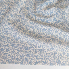 Baumwollstoff kleine Bl�tter Webware, hellblau naturwei�