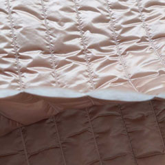 Steppstoff Streifen wattiert matt gl�nzend, beige