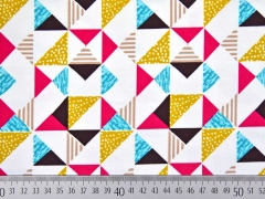 RESTST�CK 50 cm Bio-Jersey bunte Dreiecke, weiss
