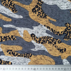 Strickstoff Camouflage flauschige R�ckseite, ockergelb grau