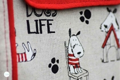 Dekostoff Hunde Dogs Life Leinen Optik,rot schwarz natur