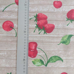 Dekostoff Kirschen Erdbeeren, rot beige