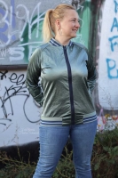 RESTST�CK 32 cm Jackenstoff Blousonstoff metallisch gl�nzend, altmint