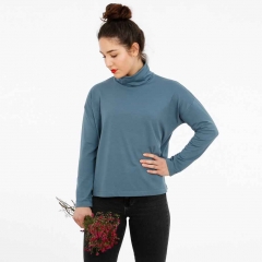 Papierschnittmuster Rollkragenshirt Frau RETA Studio Schnittreif