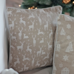 Dekostoff Rehe Hirsche mit Geweih Schneeflocken, wei� natur