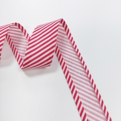 Schr�gband diagonale Streifen vorgefalzt uni, rot wei�