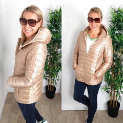 Steppstoff Streifen wattiert matt gl�nzend, beige