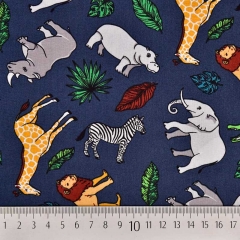 Baumwollstoff Elefanten Giraffen L�wen, dunkelblau