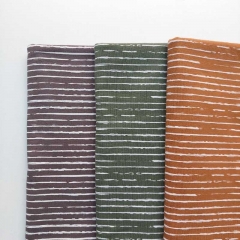 RESTST�CK 25 cm Jerseystoff Streifen blurry stripes, wei� armygr�n