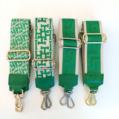 Taschengurt grafisches Muster - ecrue gr�n- gr�nes Leder - gold Schnallen