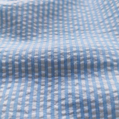 Seersucker Stoff Streifen, hellblau wei�