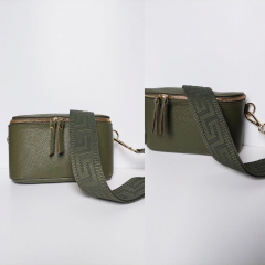 Ledertasche rechteckig mit Lederriemen - army gr�n -gold Schnallen