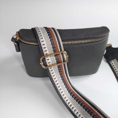 Ledertasche rechteckig mit Lederriemen - dunkelgrau - gold Schnallen