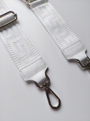 Taschengurt Taschenriemen grafisches Muster - wei� - wei�es Leder- silber Schnallen