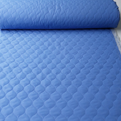 RESTST�CK 50 cm Steppstoff Tropfen 3-lagig wattiert leicht, himmelblau