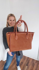 Wildledertasche Handtasche rechteckig goldene Schnallen, cognac braun