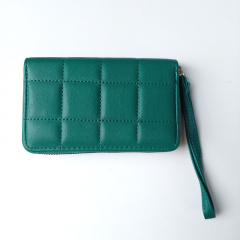 Gr�ne Geldb�rse Portemonnaie Damen gesteppt Quadrate Ziparound