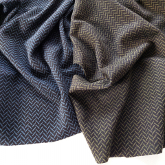 Jerseystoff Jacquard Fischgr�tmuster, khaki schwarz
