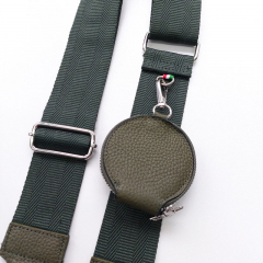 Rundes Ledert�schchen Rundb�rse Taschenanh�nger - khakigr�n - silber Schnallen