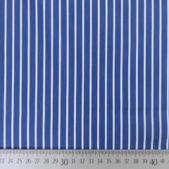 Baumwollstoff mit Stretch L�ngsstreifen, wei� mittelblau
