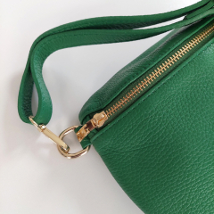 Bauchtasche Leder mit Lederriemen -gr�n - gold Schnallen-Made in Italy