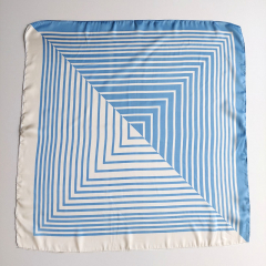 Halstuch Streifen Linien, hellblau cremewei�
