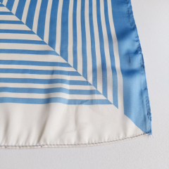 Halstuch Streifen Linien, hellblau cremewei�