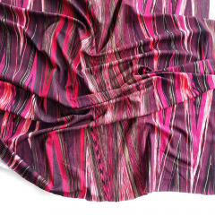 Viskose Jerseystoff Zickzack abstraktes Muster, Rott�ne bordeaux pink khaki