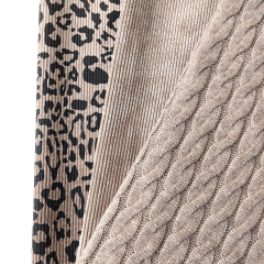 Strickstoff Zopfmuster klassischer Stil, camel