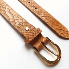 Lederg�rtel Damen Krokopr�gung - Gr. 90 - gold Schnalle - camel