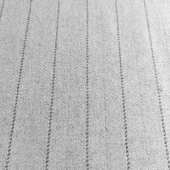 RESTST�CK 50 cm Hochwertiger Wollstoff Woolblend Nadelstreifen Fischgr�t Deadstock Designerstoff -grau - Made in Italy