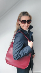 Ledertasche Umh�ngetasche Seitentaschen Lederriemen - weinrot - gold Schnallen - Made in Italy
