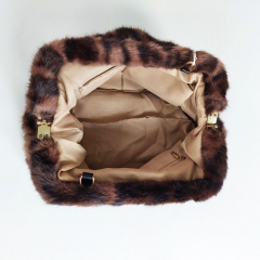 Fake Fur Felltasche Leopardenmuster mit Rahmen flauschig weich uni, braun schwarz dunkelbraun