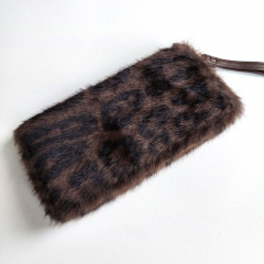 Fake Fur Fellimitat Geldb�rse Portemonnaie Leopardenmuster Ziparound - dunkelbraun