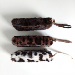 Fake Fur Fellimitat Geldb�rse Portemonnaie Leopardenmuster Ziparound - cremewei�
